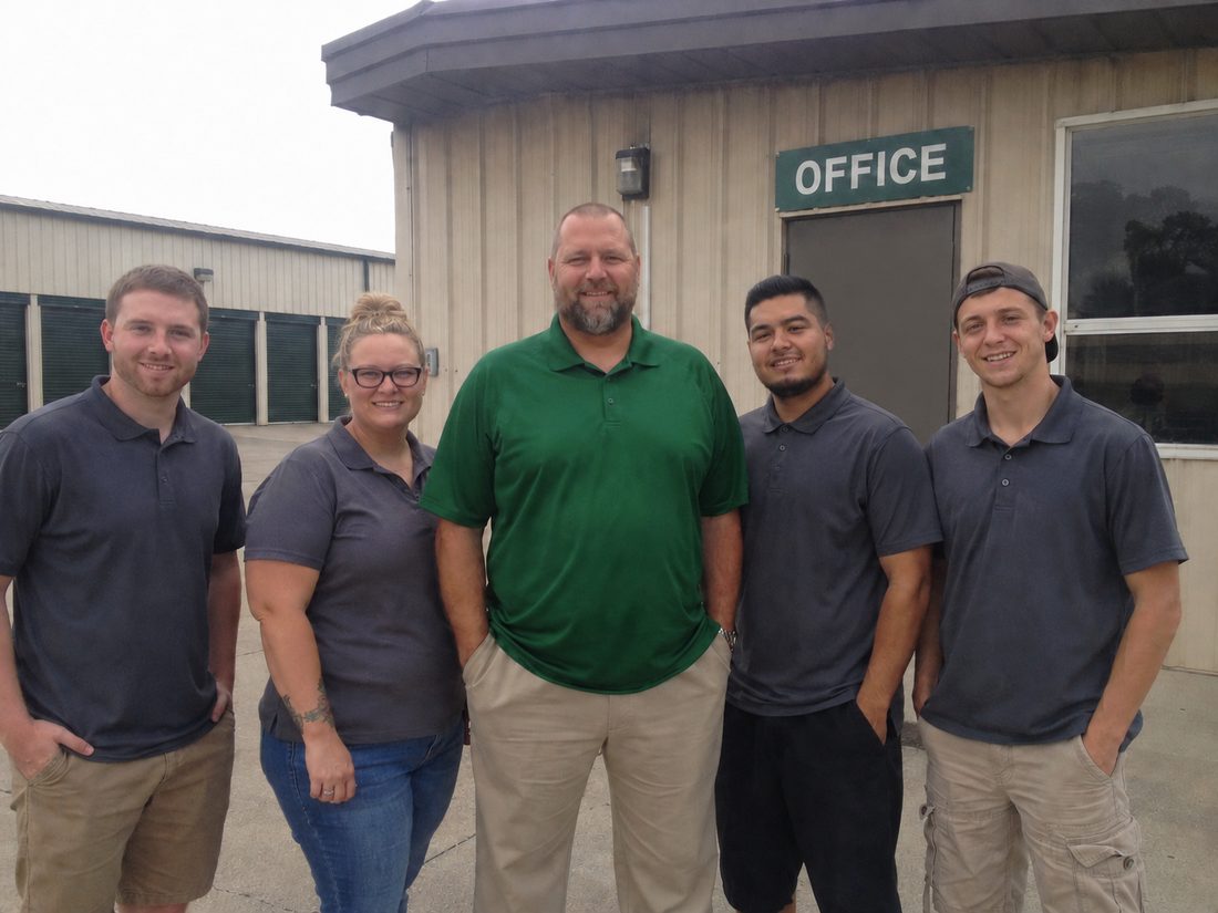 Pest control professionals in Bolingbrook, IL